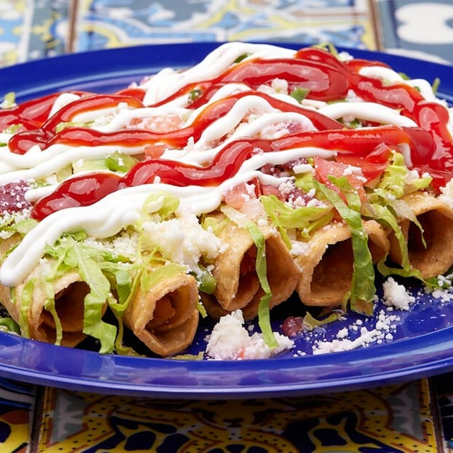 Tacos de Pollo.